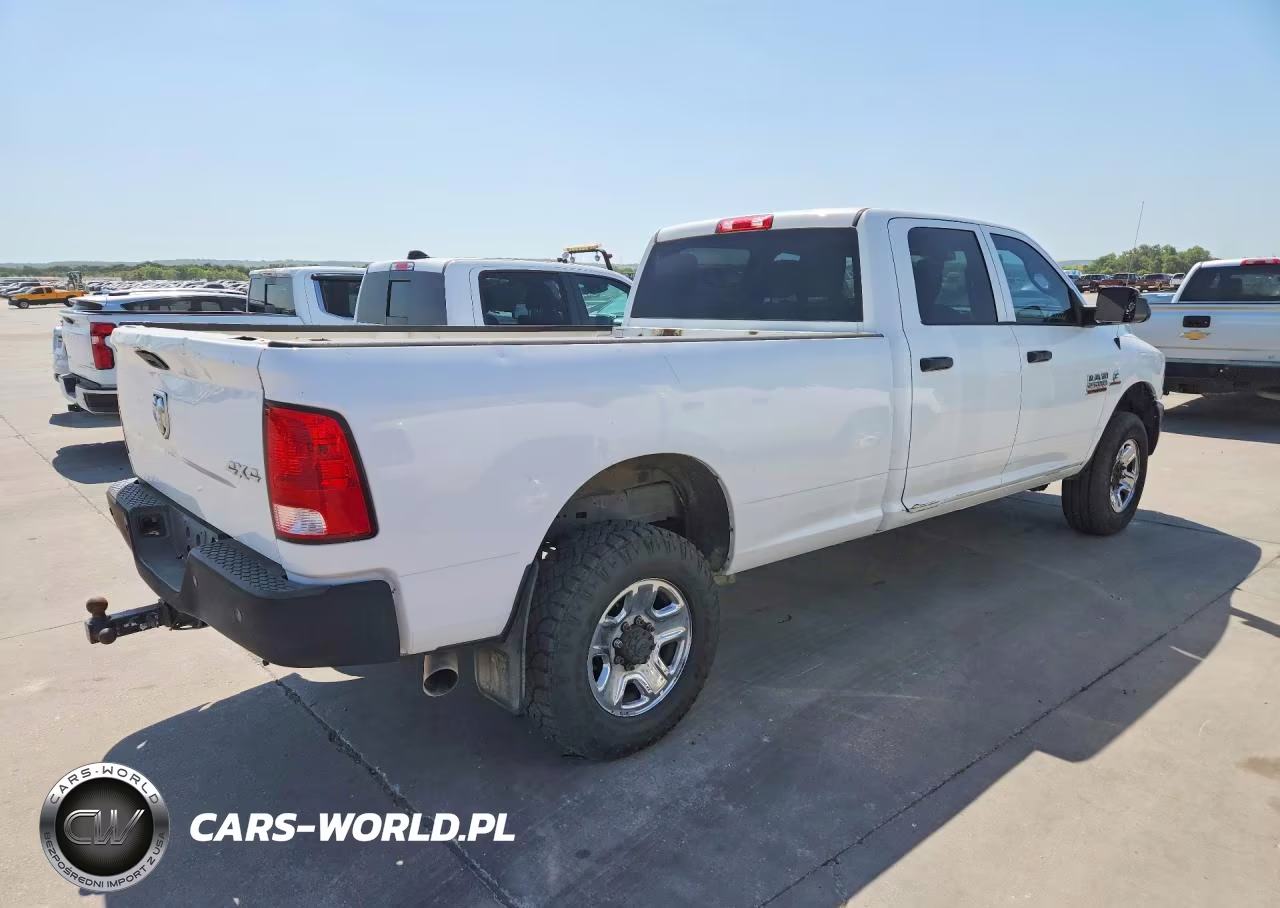 2018 Ram 2500 St VIN:3C6UR5HLXJG364742 - 3
