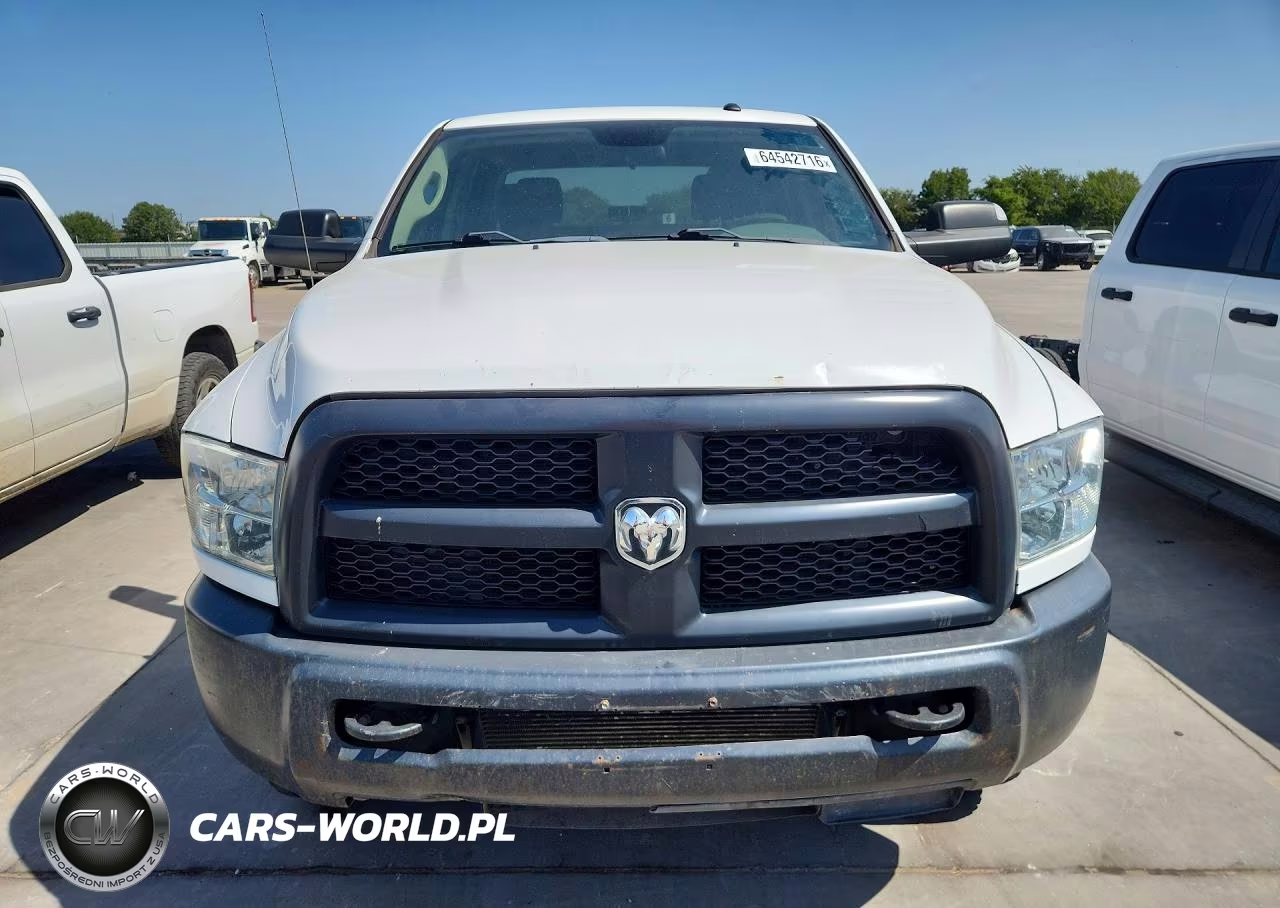 2018 Ram 2500 St VIN:3C6UR5HLXJG364742 - 5