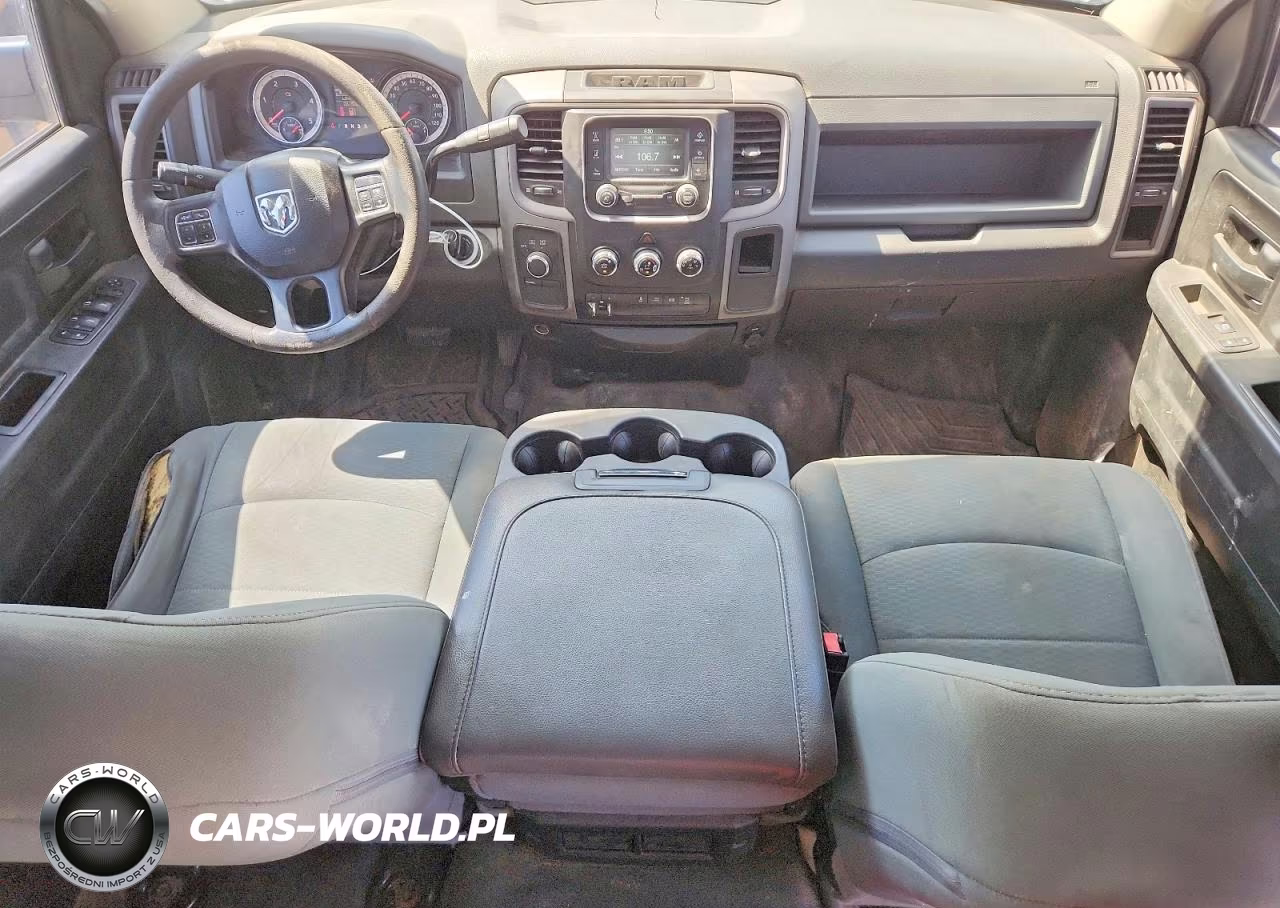 2018 Ram 2500 St VIN:3C6UR5HLXJG364742 - 8