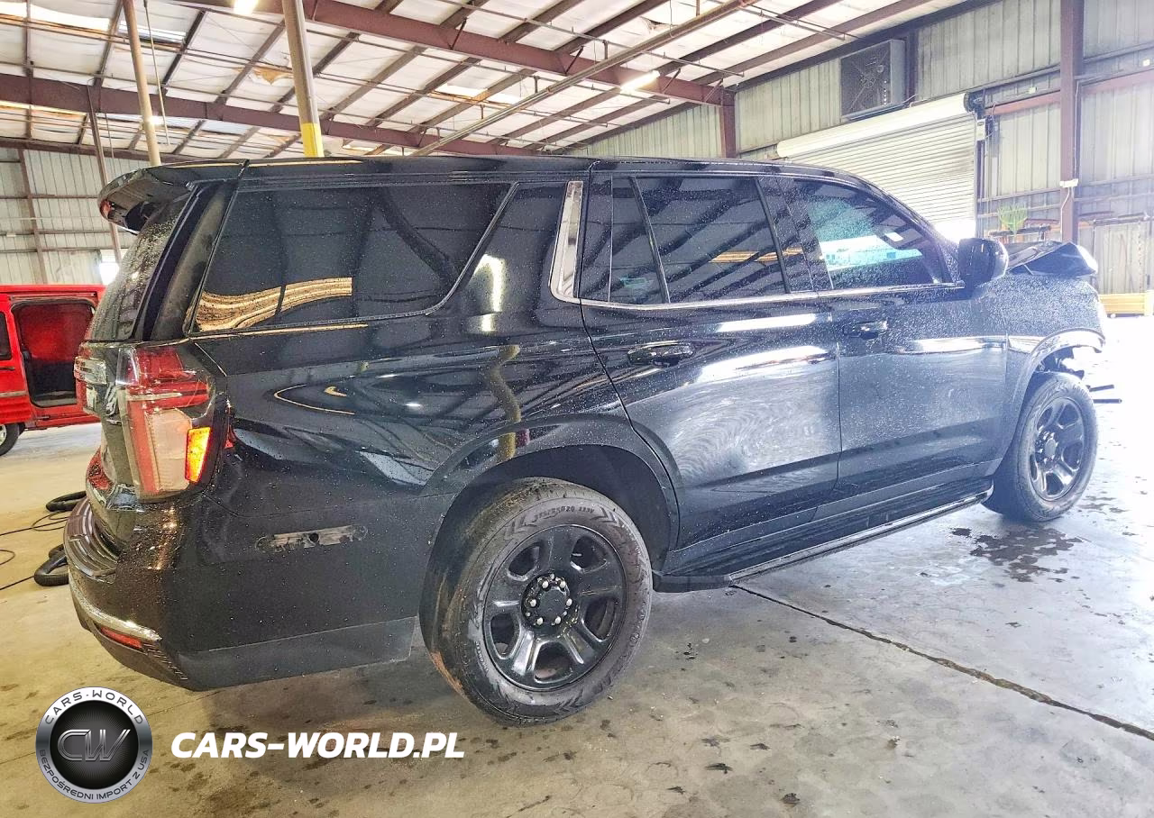 2023 Chevrolet Tahoe C1500 VIN:1GNSCLED1PR432137 - 3