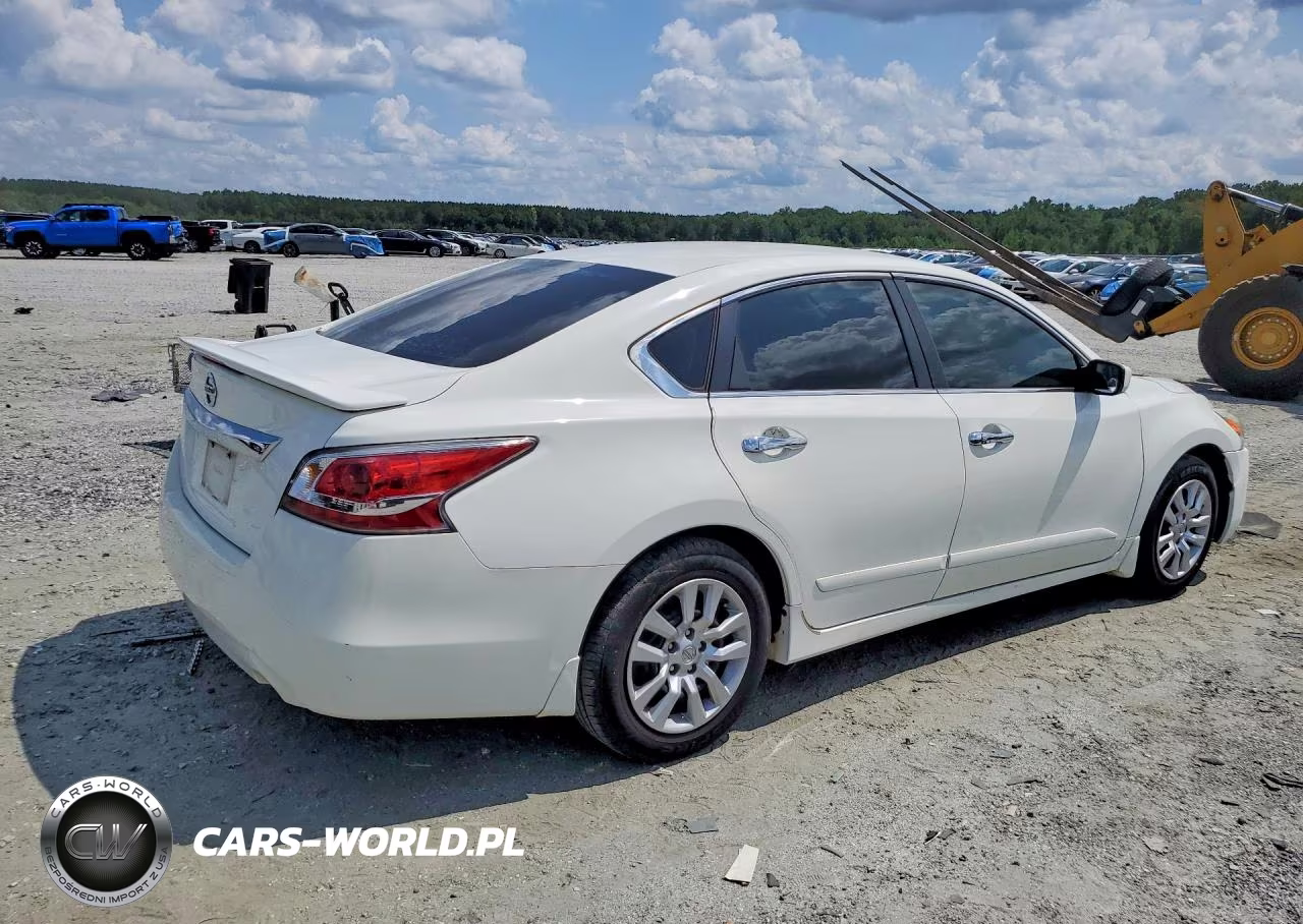 2015 Nissan Altima 2.5 S VIN:1N4AL3AP8FC480987 - 3