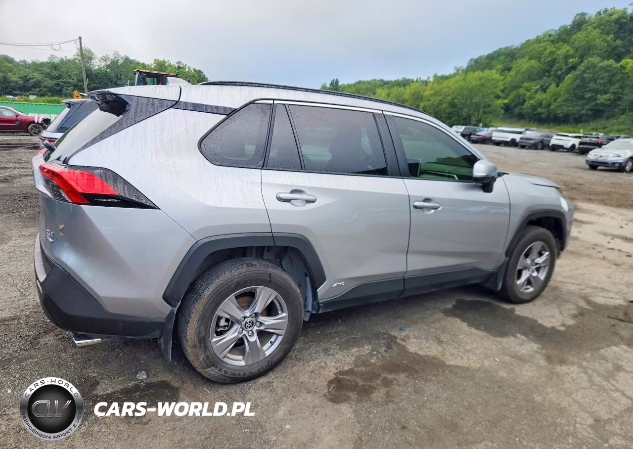 2025 Toyota Rav4 Hybrid Xle VIN:JTMRWRFV8SJ066385 - 3