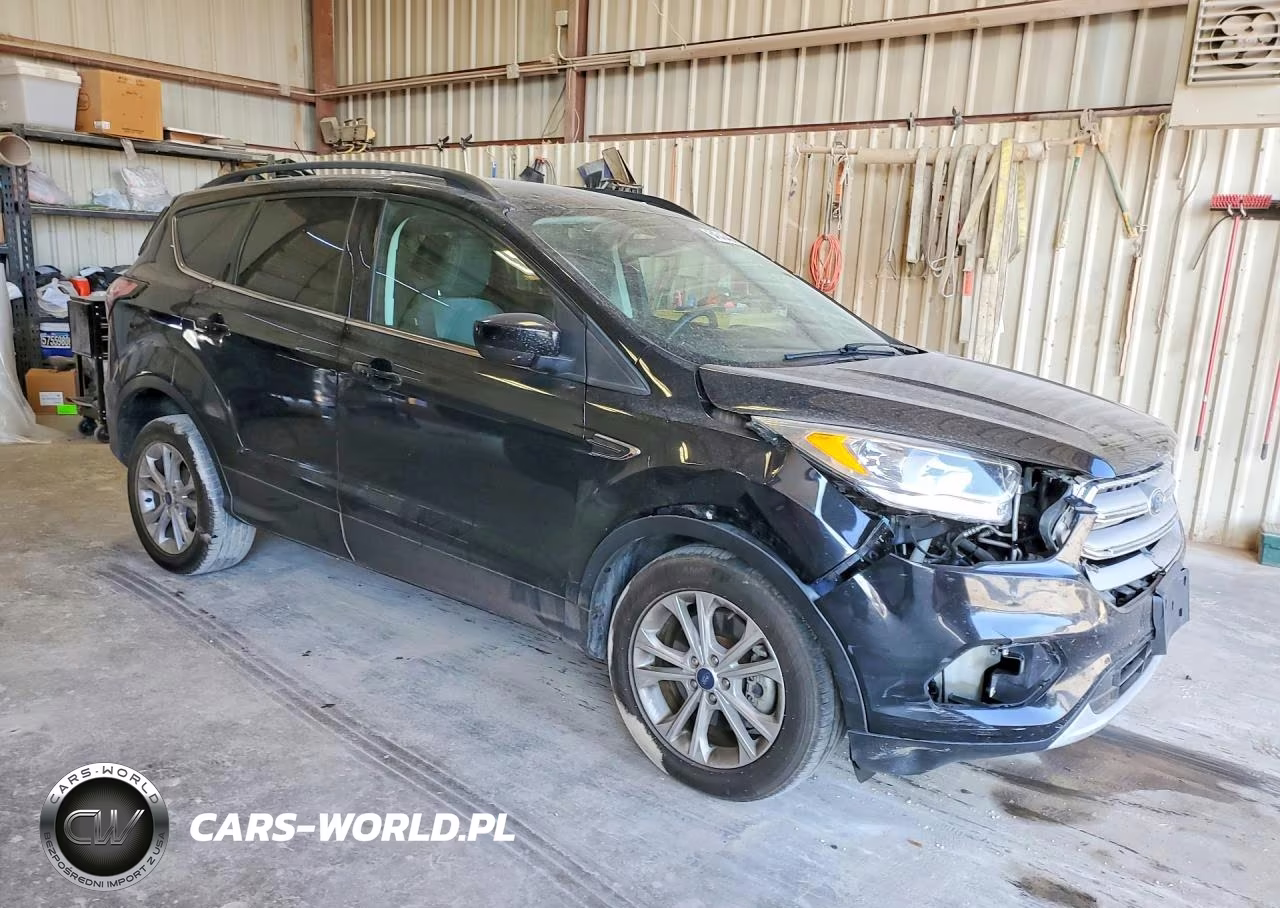2018 Ford Escape Se VIN:1FMCU9GD1JUC59181 - 4