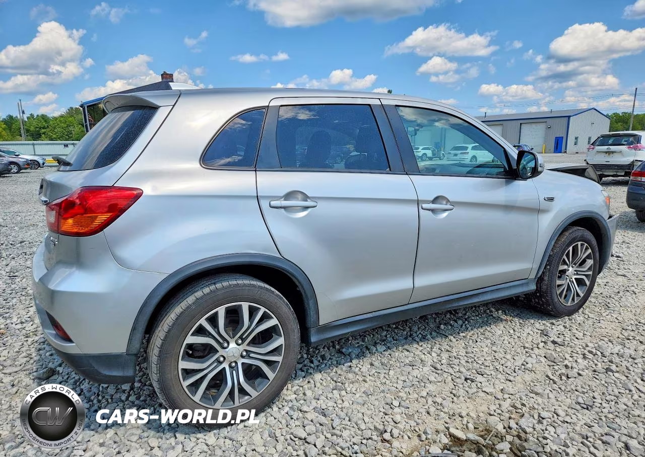2018 Mitsubishi Outlander Sport Es VIN:JA4AP3AU9JU017452 - 3