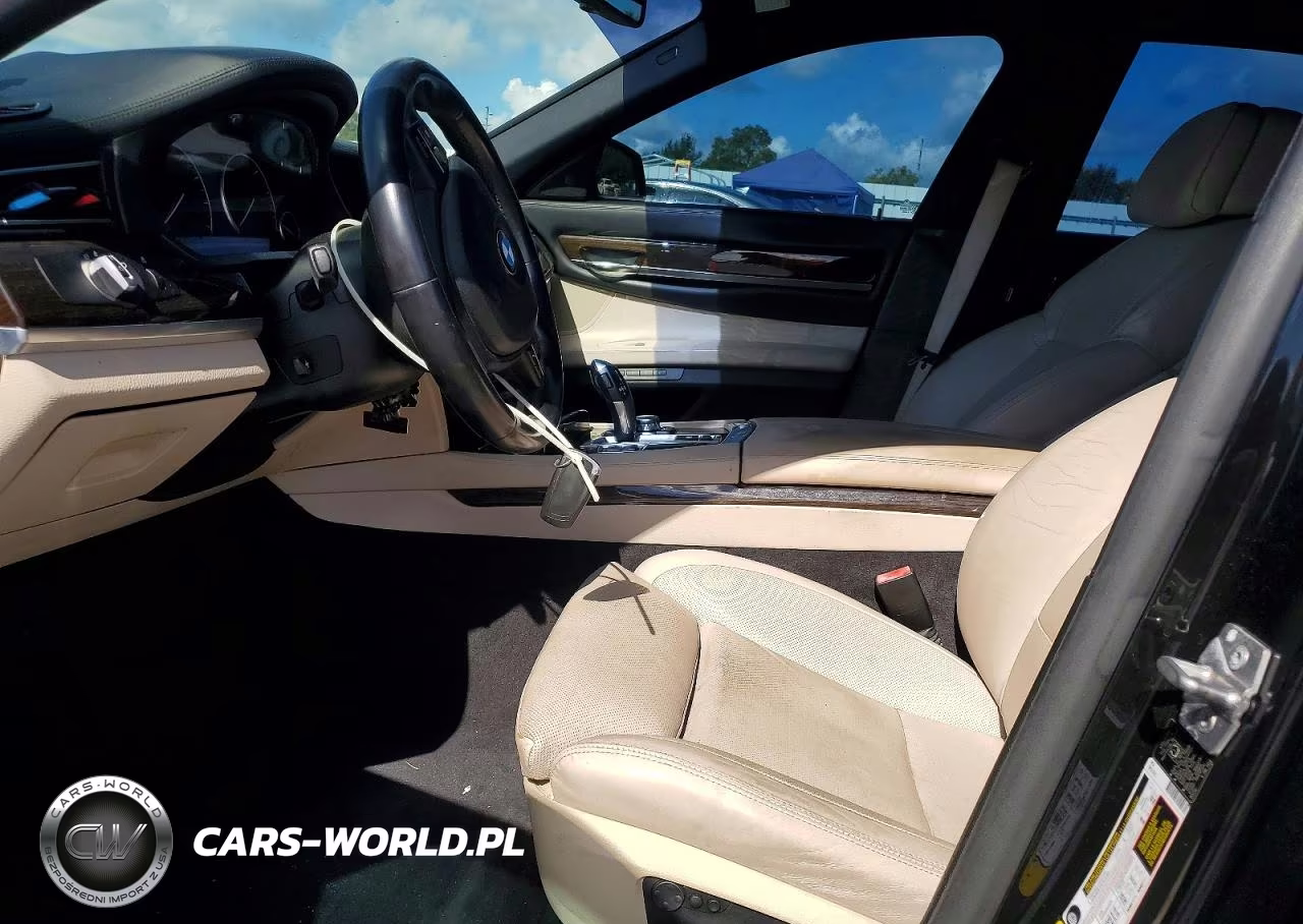 2012 BMW 740 Li VIN:WBAKB4C51CC575371 - 7