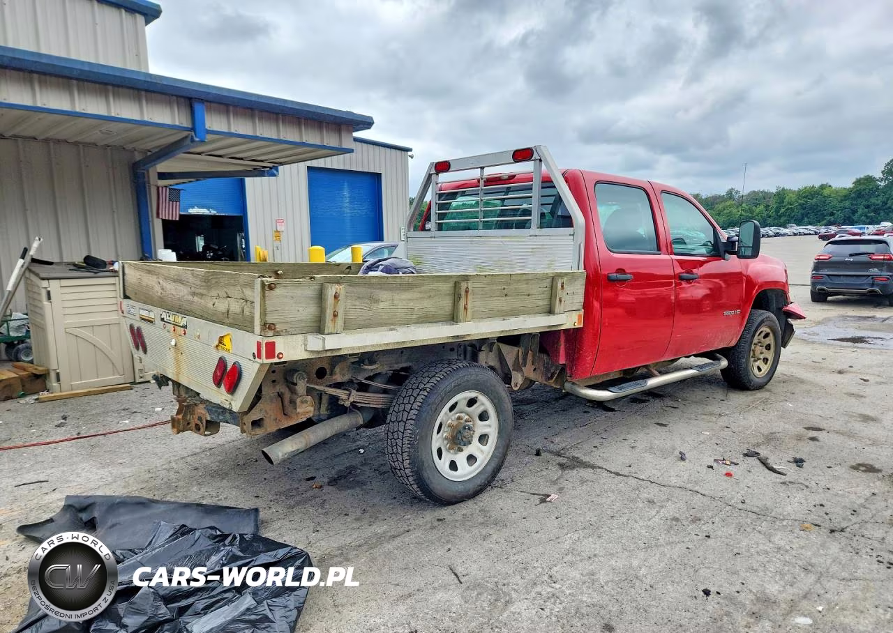 2011 GMC Sierra K3500 VIN:1GT422CG8BF240168 - 3