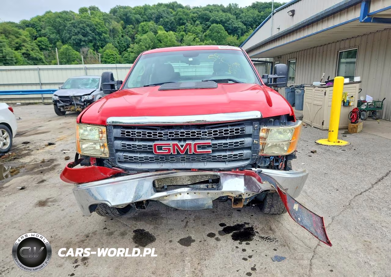2011 GMC Sierra K3500 VIN:1GT422CG8BF240168 - 5