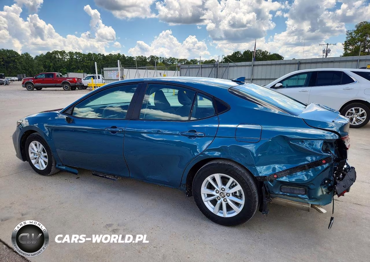 2026 Toyota Camry Le VIN:4T1DAACK1TU674541 - 2