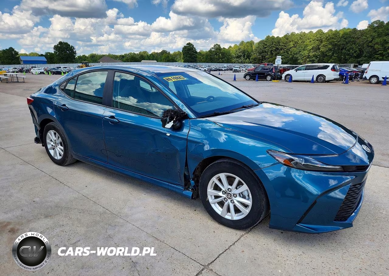 2026 Toyota Camry Le VIN:4T1DAACK1TU674541 - 4