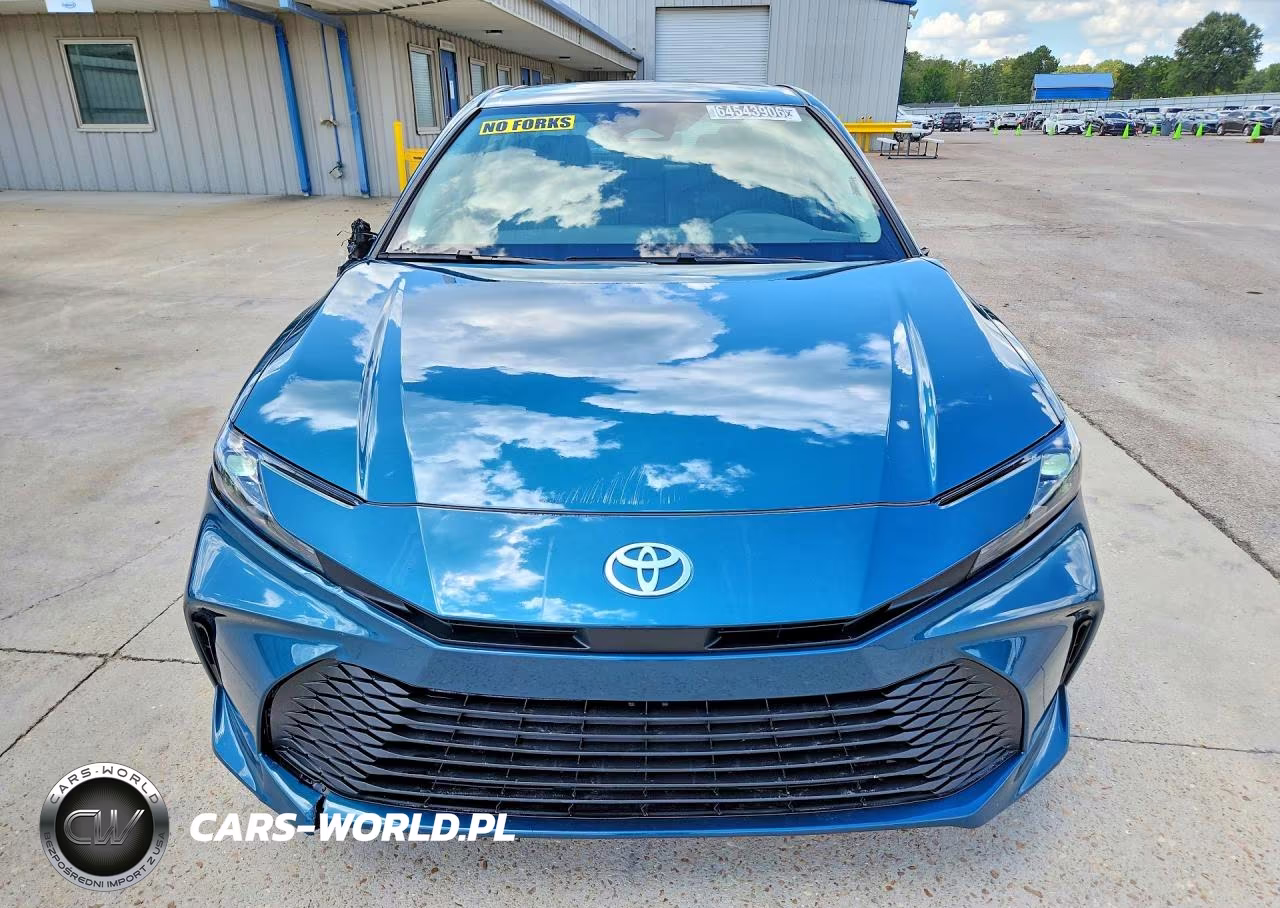2026 Toyota Camry Le VIN:4T1DAACK1TU674541 - 5