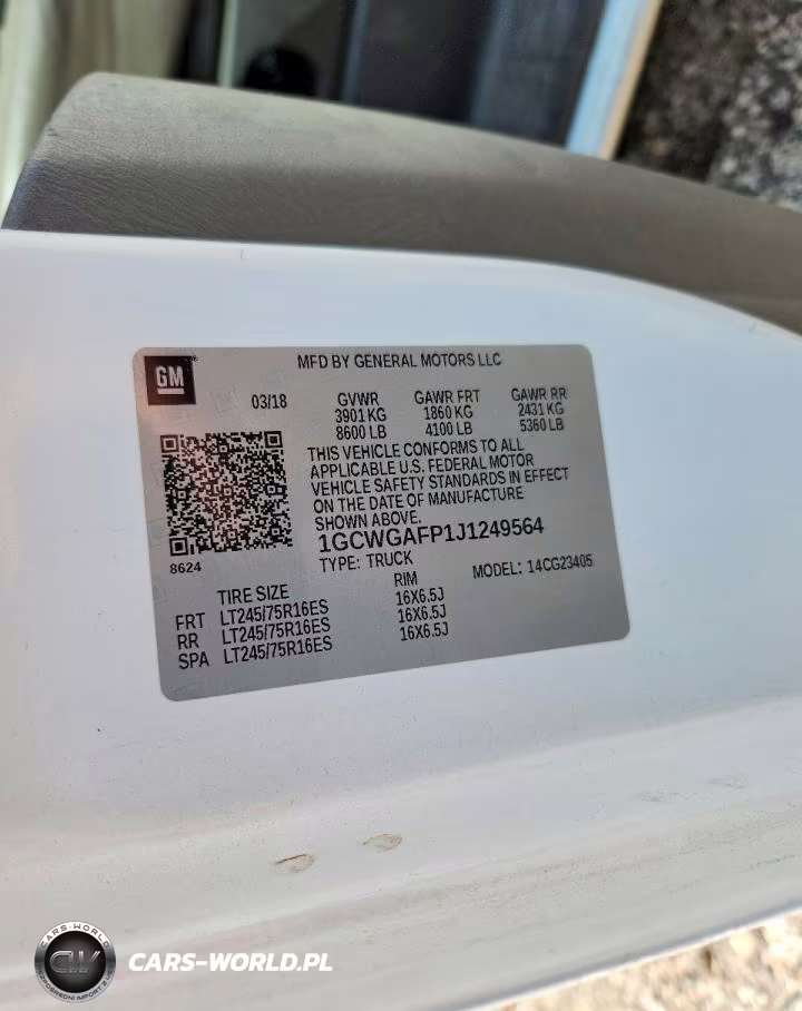 2018 Chevrolet Express G2500 VIN:1GCWGAFP1J1249564 - 13