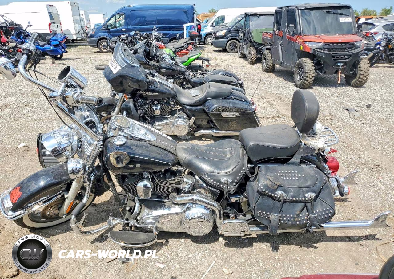2012 Harley-Davidson Flstc Heritage Softail Classic VIN:1HD1BWV1XCB015101 - 3