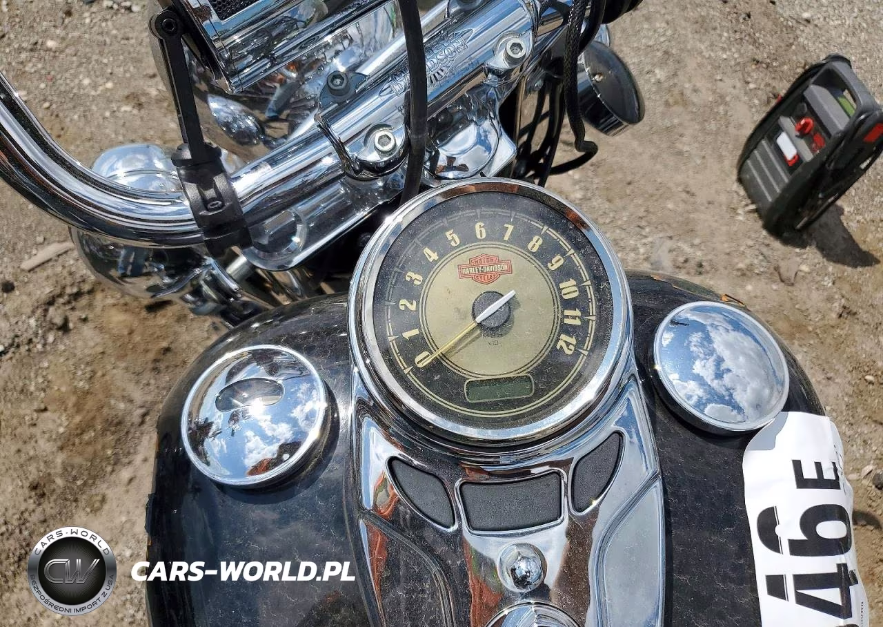 2012 Harley-Davidson Flstc Heritage Softail Classic VIN:1HD1BWV1XCB015101 - 7