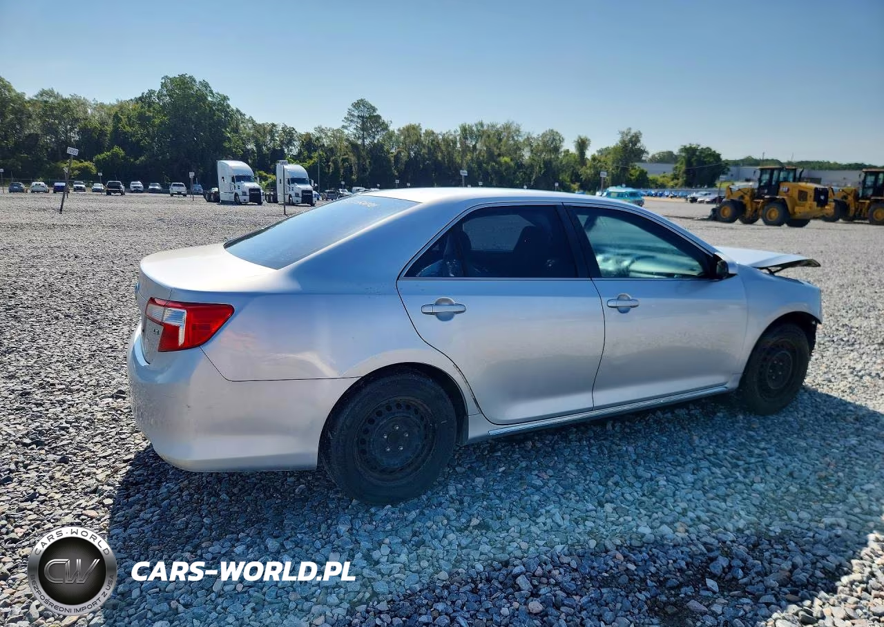 2012 Toyota Camry Le VIN:4T1BF1FKXCU161468 - 3