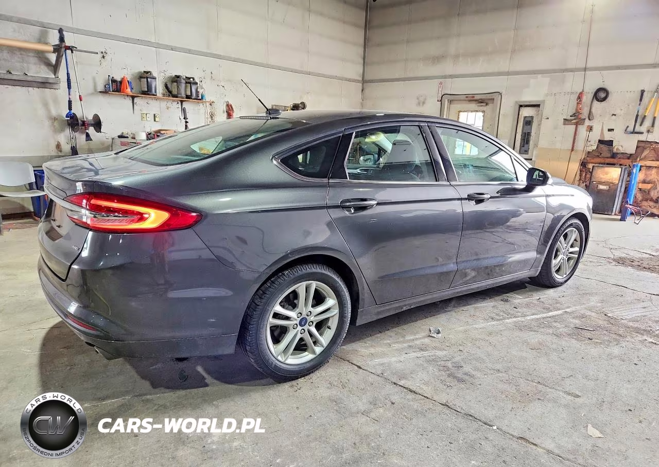 2018 Ford Fusion Se VIN:3FA6P0H75JR156890 - 3
