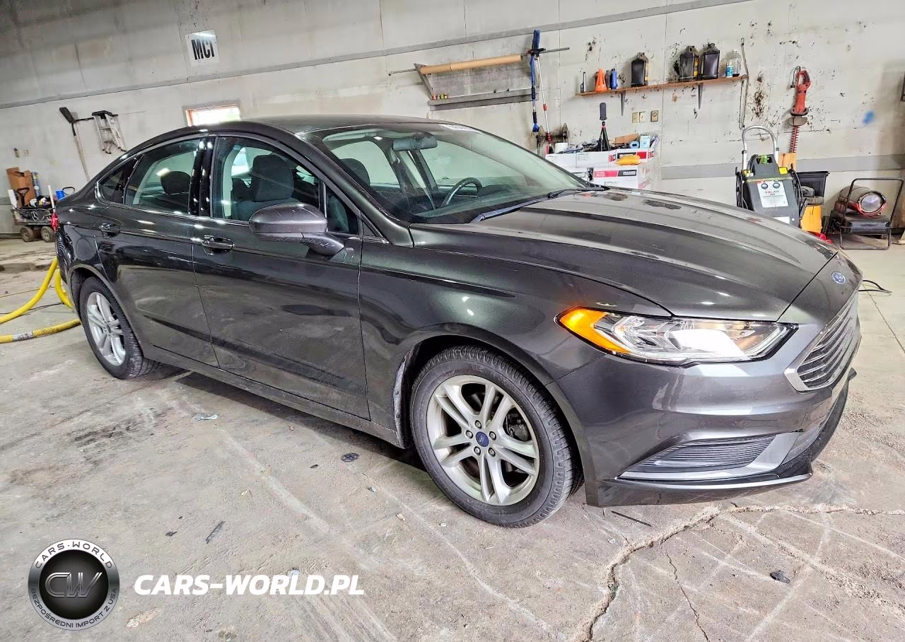 2018 Ford Fusion Se VIN:3FA6P0H75JR156890 - 4