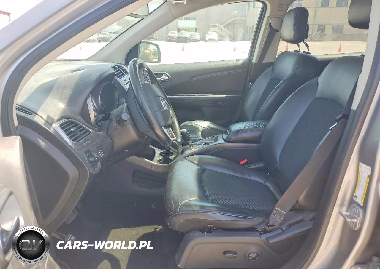2020 Dodge Journey Crossroad VIN:3C4PDCGB9LT212995 - 7