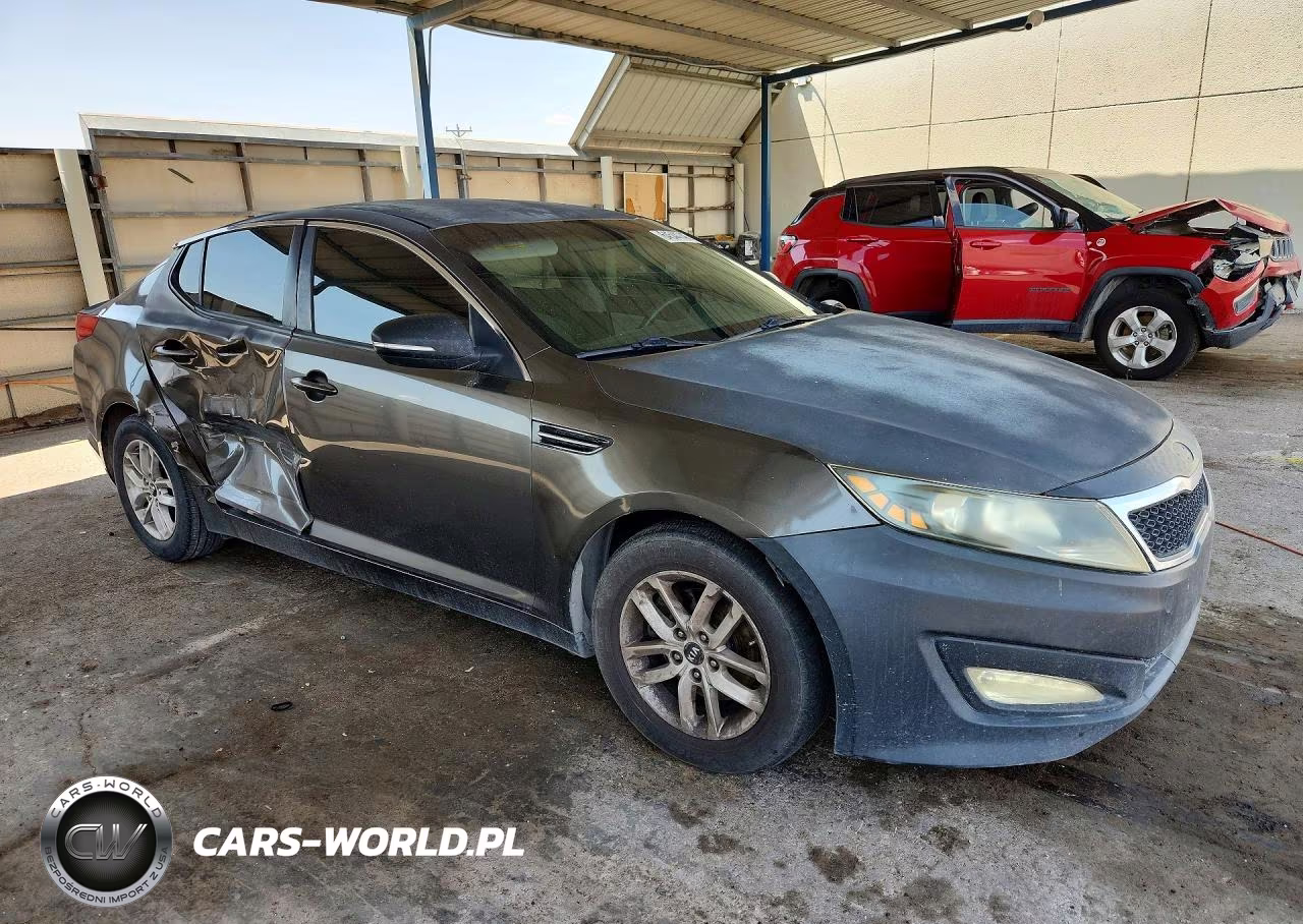2011 Kia Optima Lx VIN:KNAGM4A71B5152135 - 4