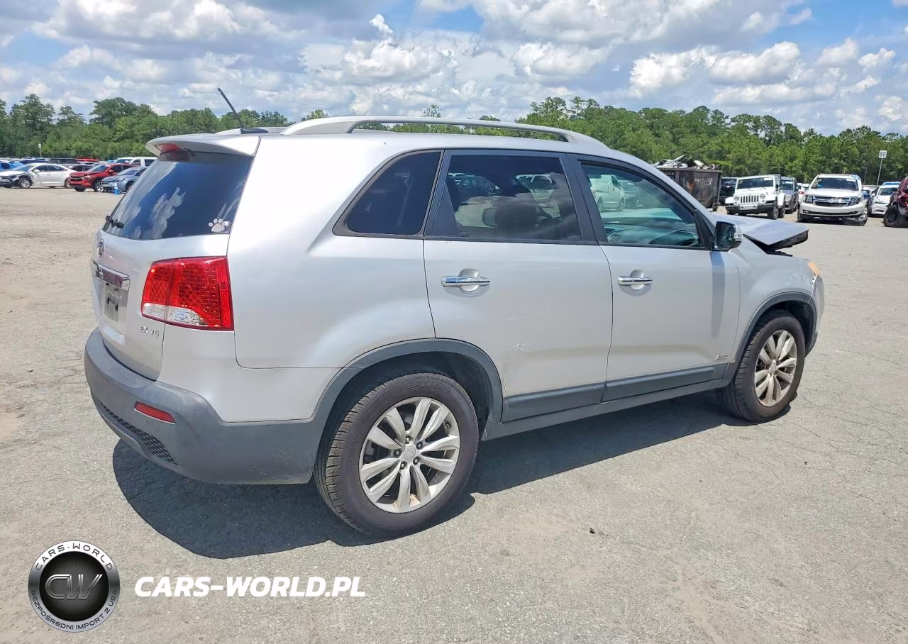 2011 Kia Sorento Ex VIN:5XYKUDA25BG058137 - 3