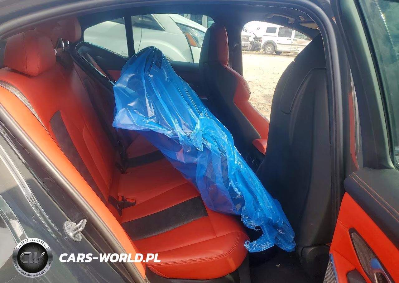 2024 BMW M3 Competition VIN:WBS43AY07RFR90828 - 10
