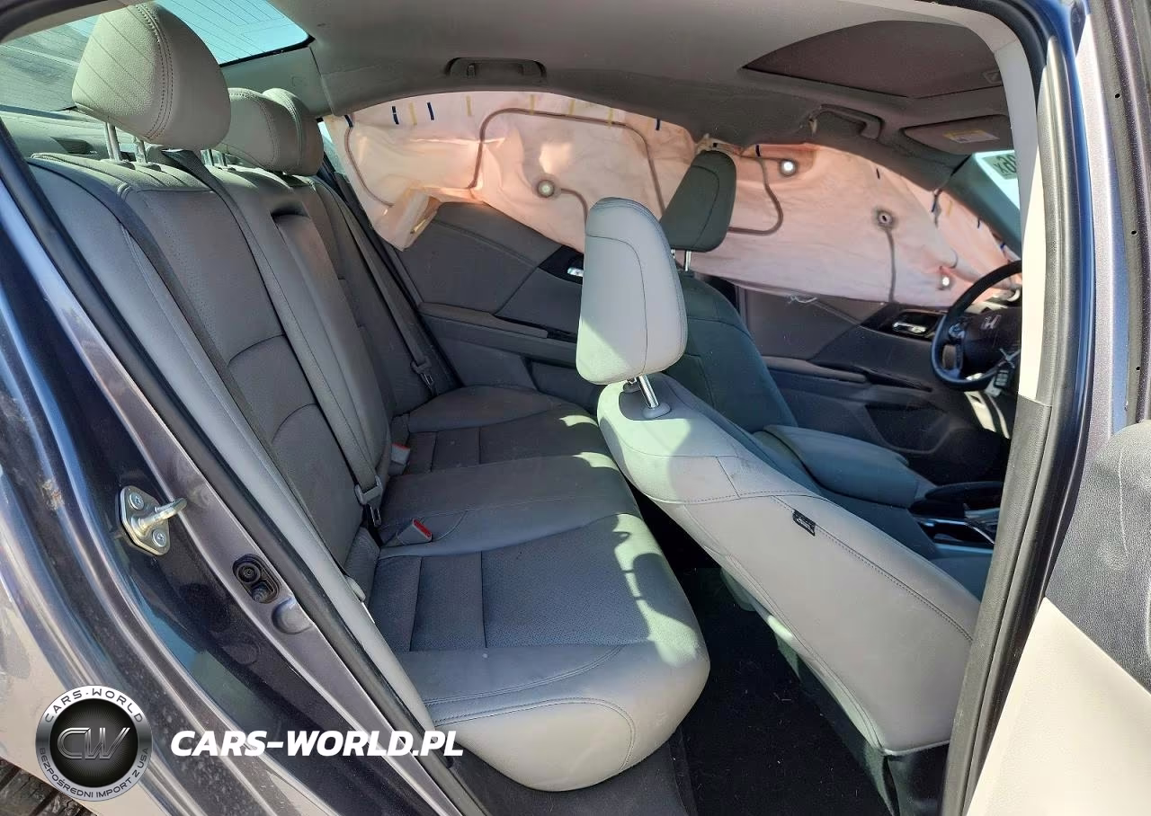2016 Honda Accord Touring VIN:1HGCR3F98GA028080 - 10