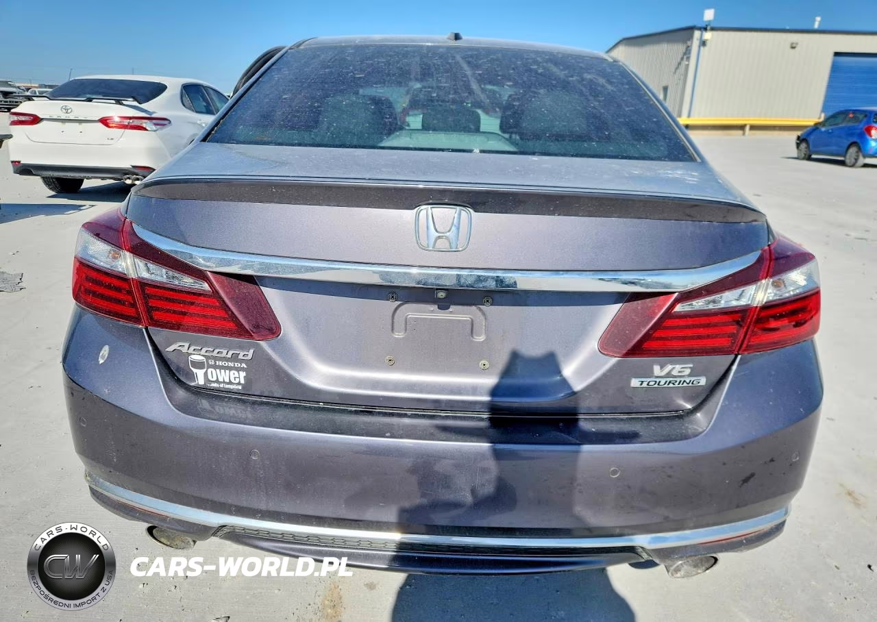 2016 Honda Accord Touring VIN:1HGCR3F98GA028080 - 6