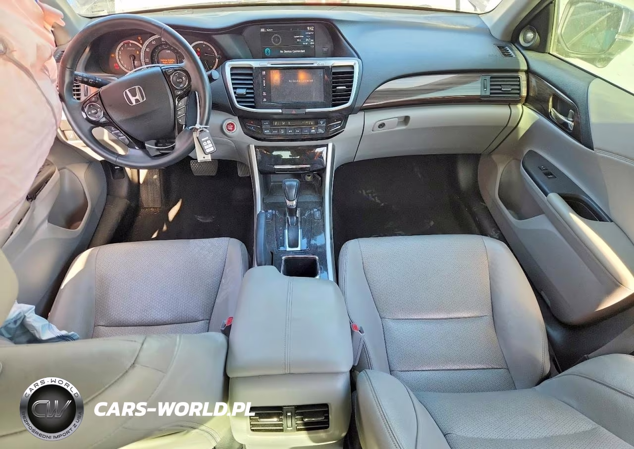 2016 Honda Accord Touring VIN:1HGCR3F98GA028080 - 8