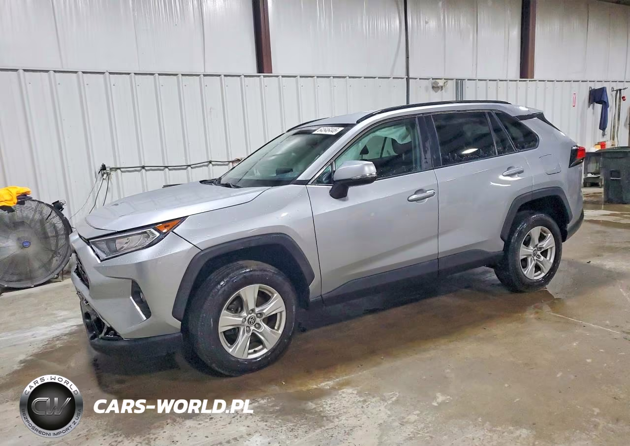 2021 Toyota Rav4 Xle – zdjęcie 1 z 13