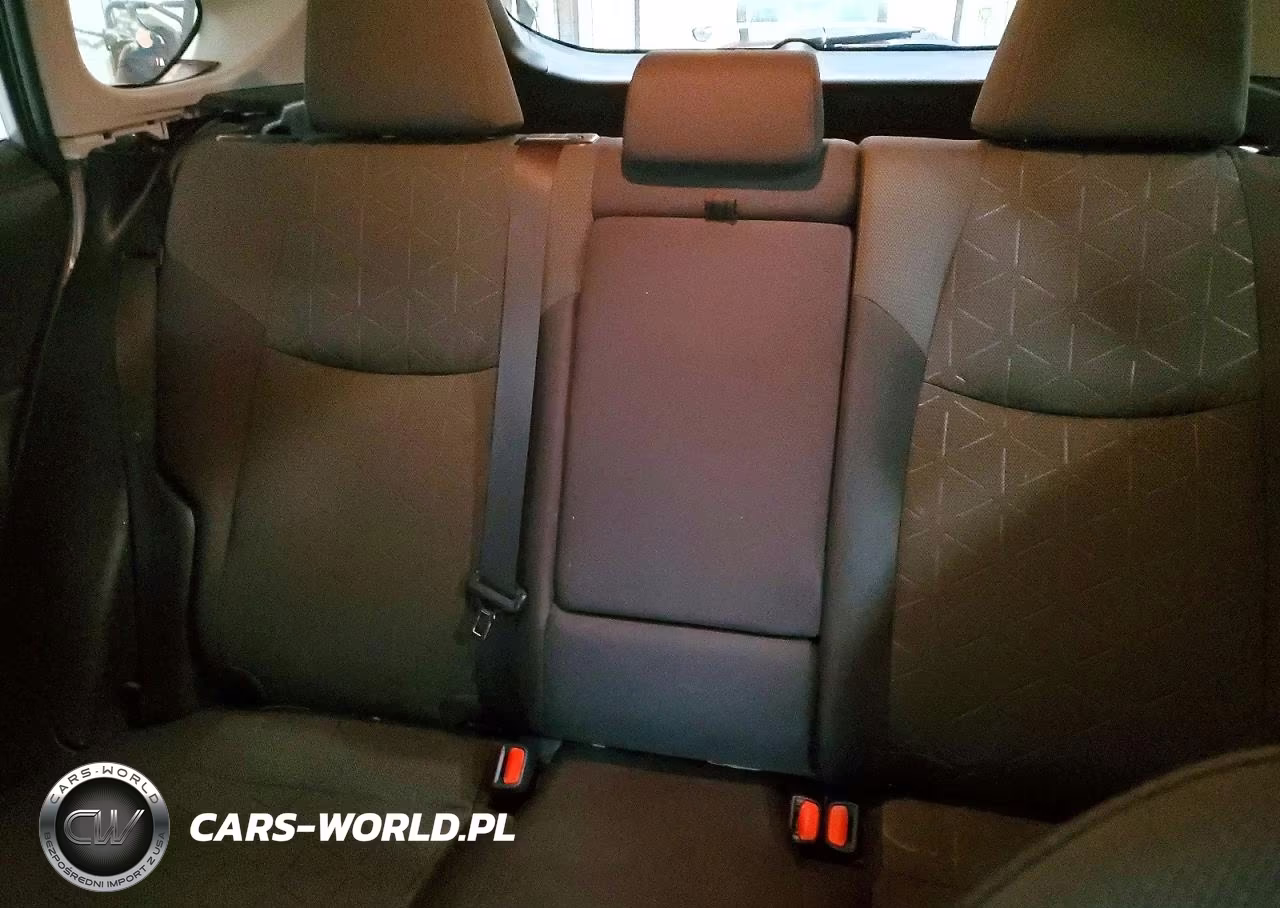 2021 Toyota Rav4 Xle VIN:2T3P1RFV5MW238978 - 10
