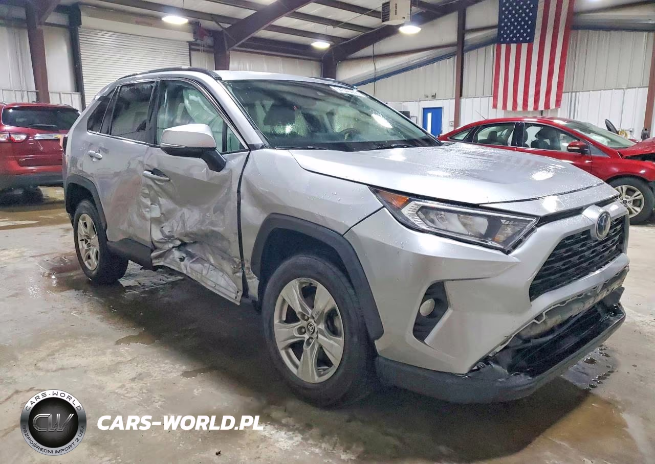 2021 Toyota Rav4 Xle VIN:2T3P1RFV5MW238978 - 4