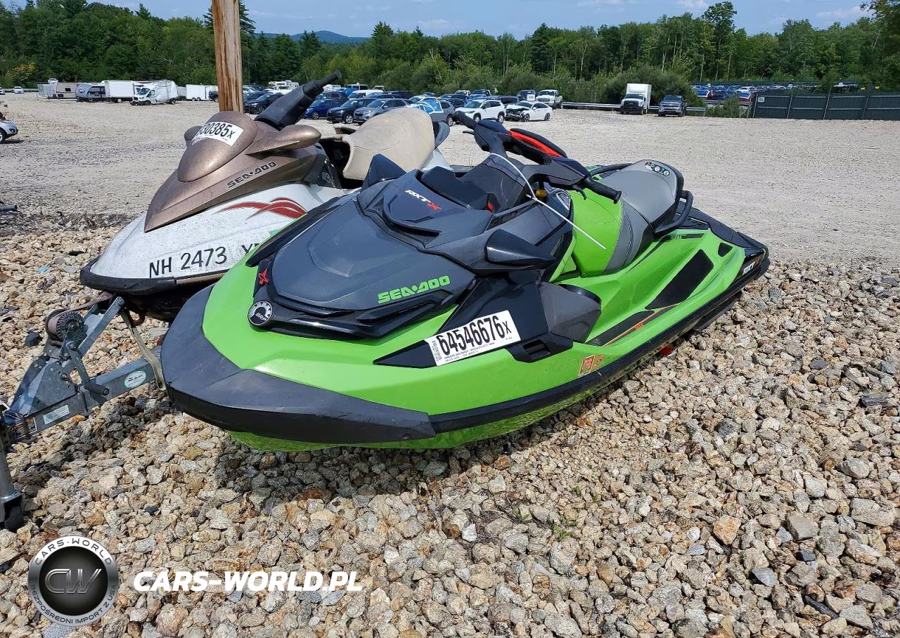 2020 Sea-Doo Rxt-X 300 VIN:YDV24773K920 - 2
