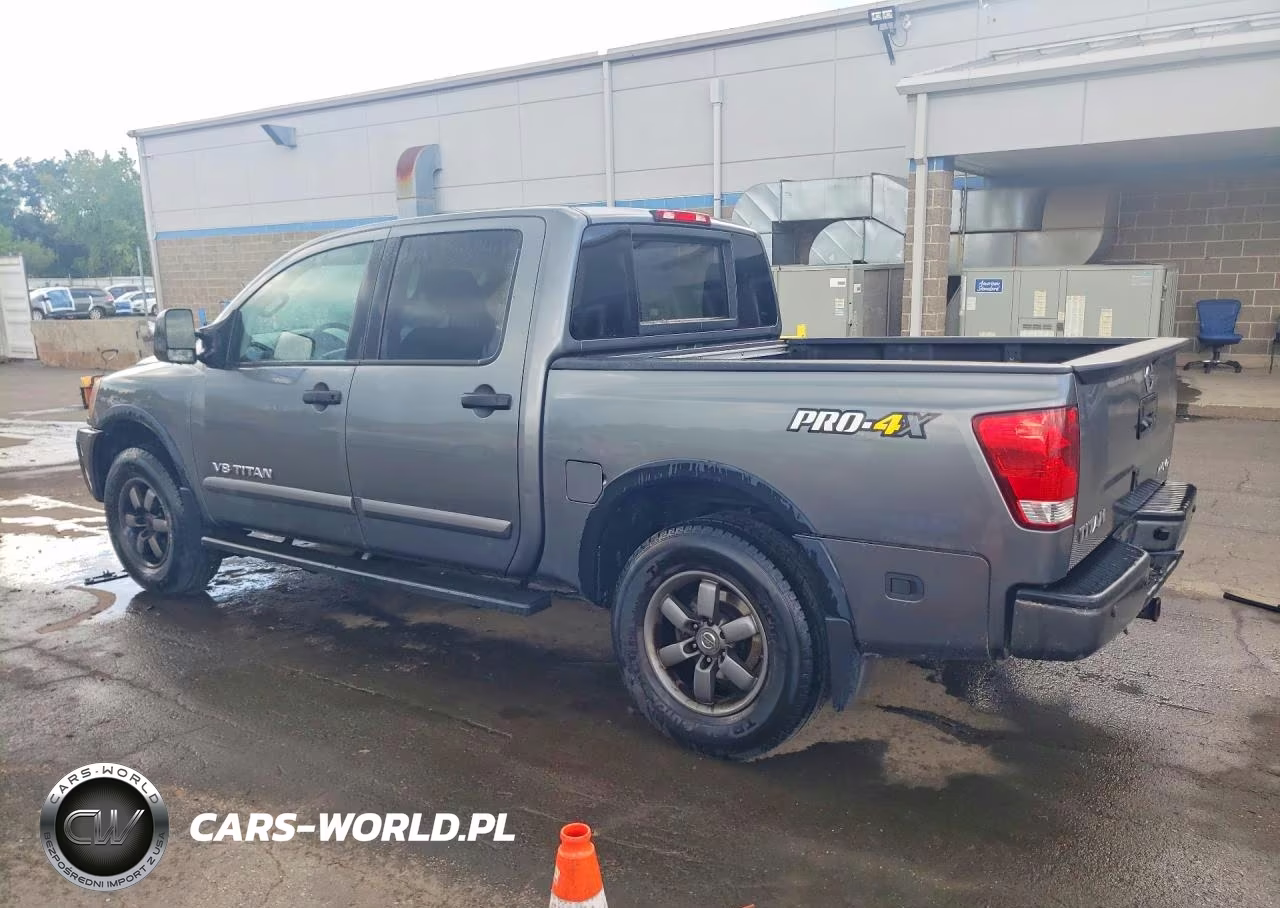 2015 Nissan Titan Pro-4X VIN:1N6AA0EC5FN502564 - 2