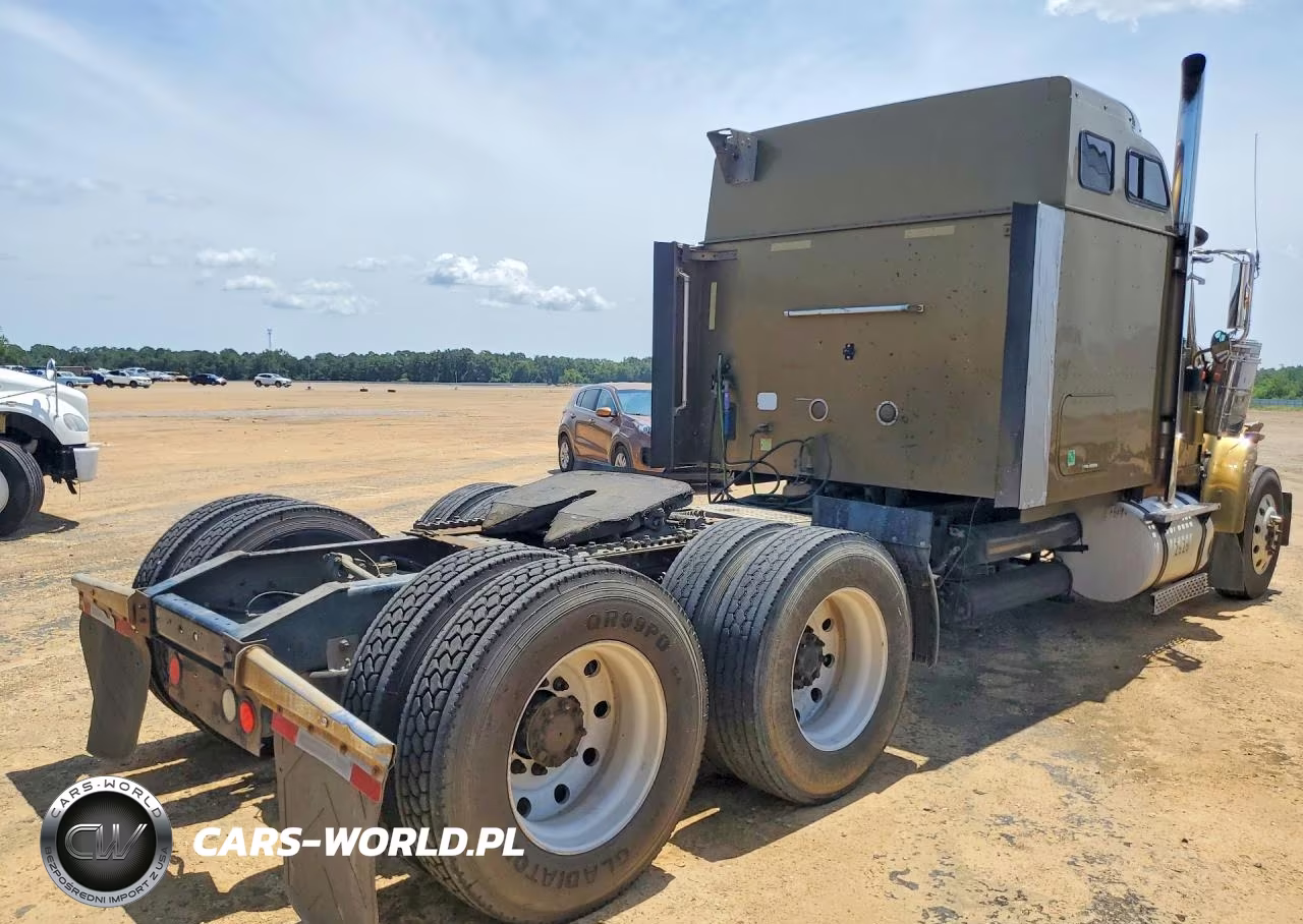 2007 International 9900 9900I VIN:2HSCHSCR57C409472 - 3