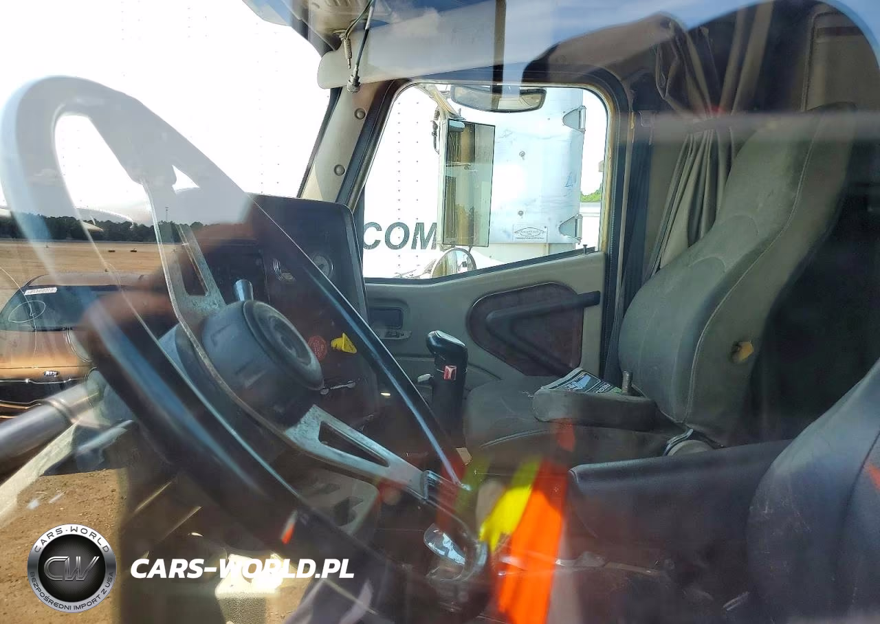 2007 International 9900 9900I VIN:2HSCHSCR57C409472 - 7