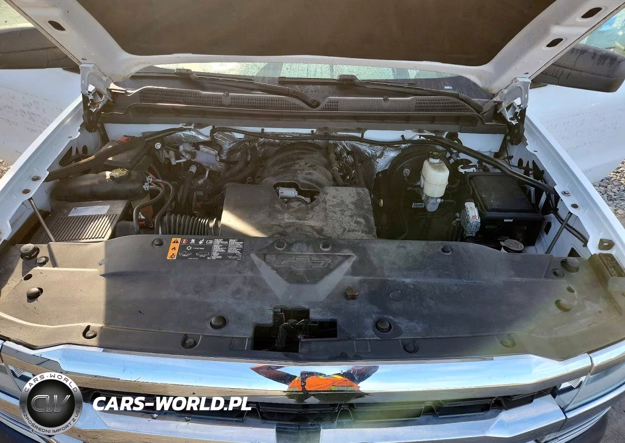 2018 Chevrolet Silverado C1500 VIN:1GCNCNEH2JZ276525 - 11