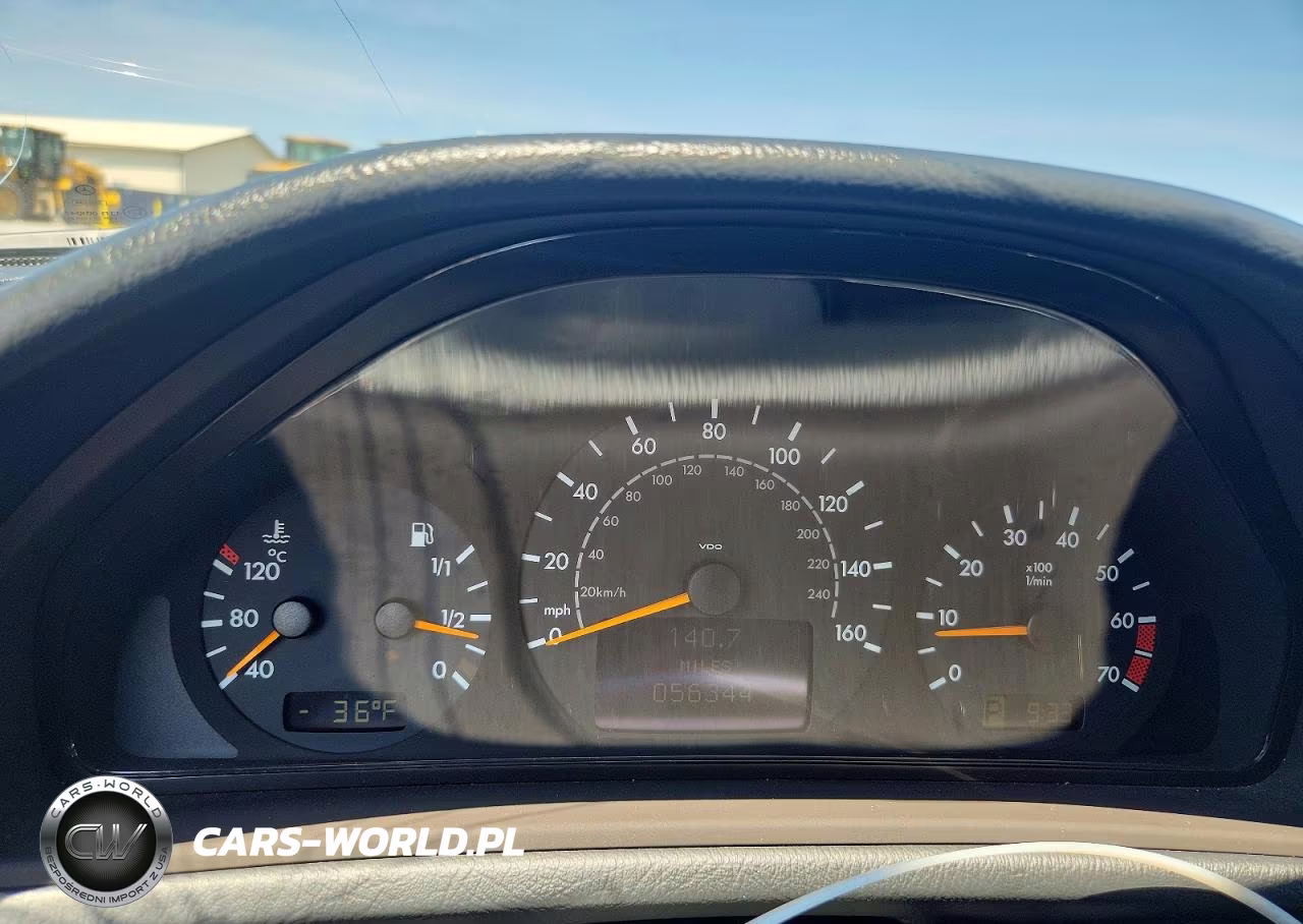 2002 Mercedes-Benz Clk 320 VIN:WDBLJ65G62F201726 - 9