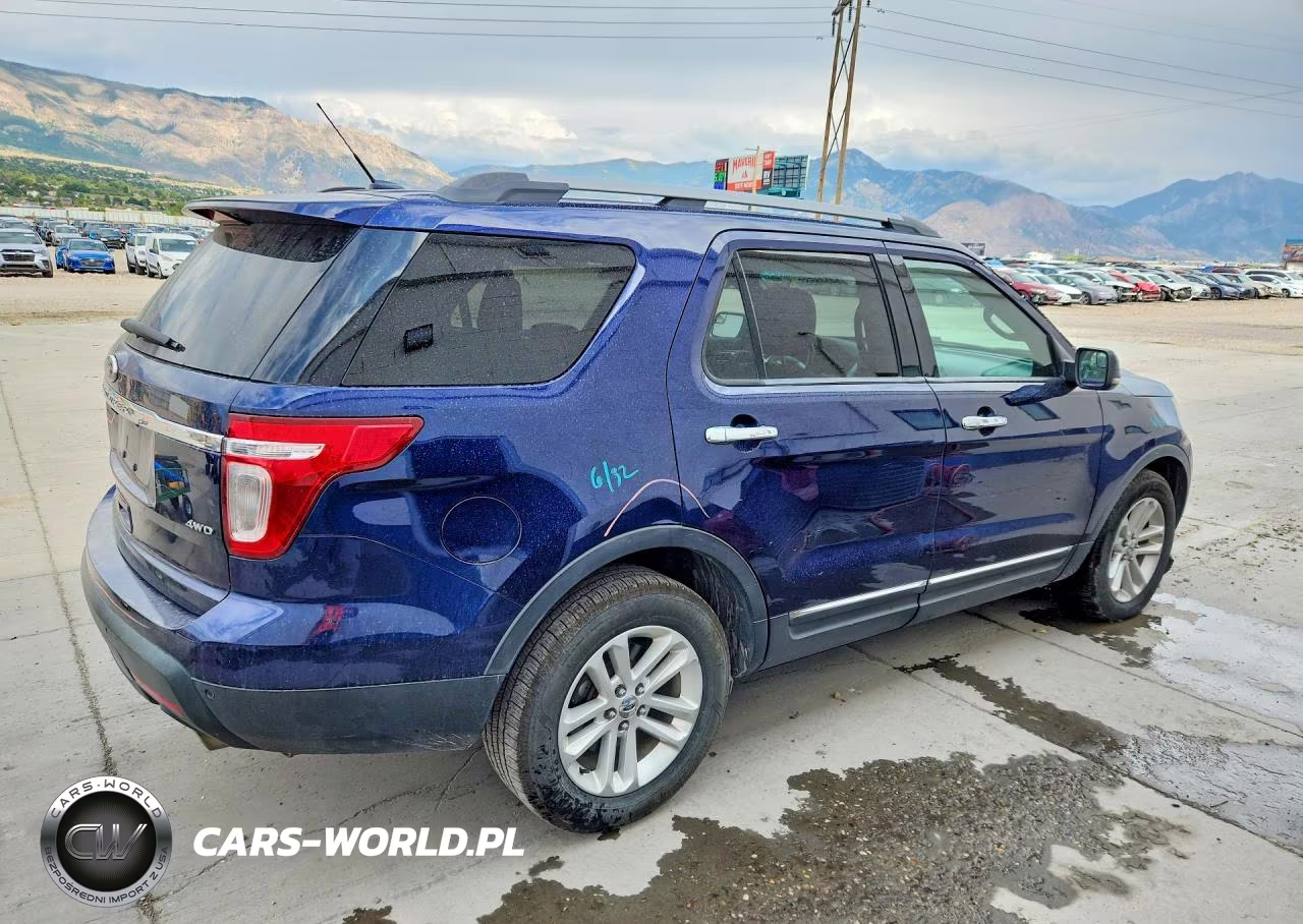 2011 Ford Explorer Xlt VIN:1FMHK8D81BGA14734 - 3