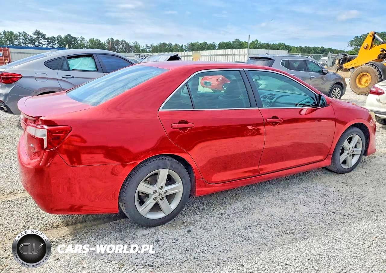2014 Toyota Camry Se VIN:4T1BF1FK5EU751533 - 3