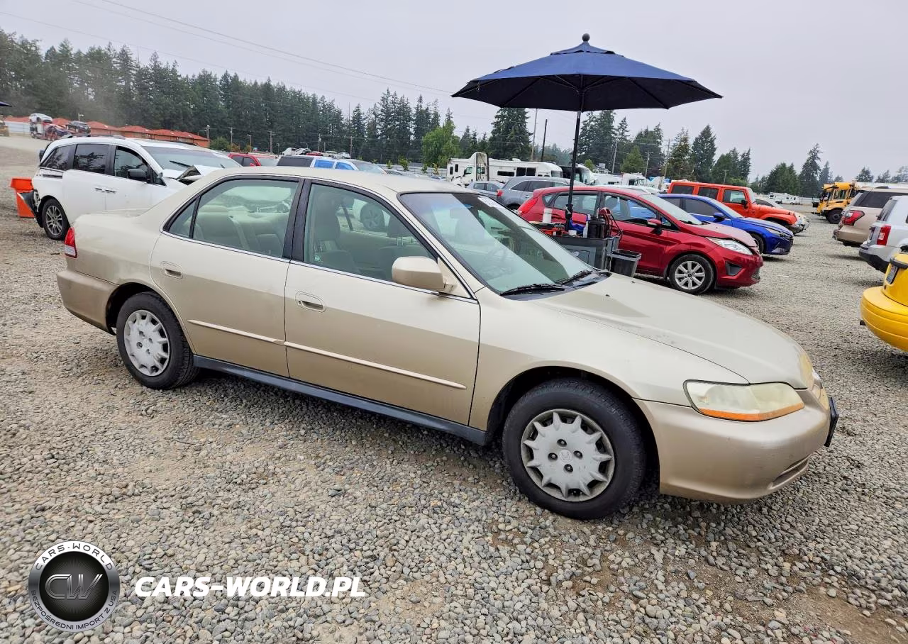 2001 Honda Accord Lx VIN:JHMCG56461C005167 - 4
