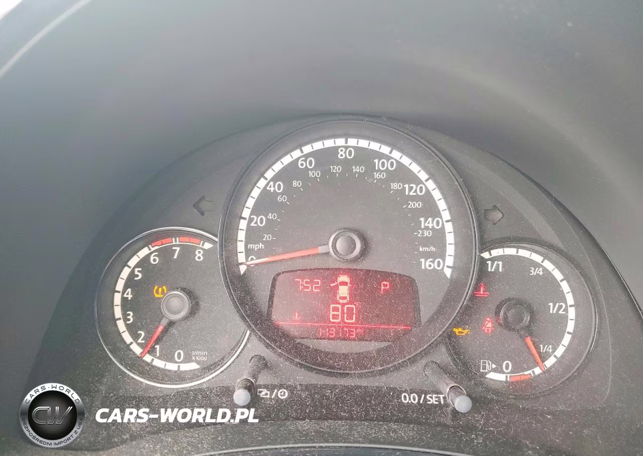 2015 Volkswagen Beetle 1.8T VIN:3VWF17AT7FM631842 - 9