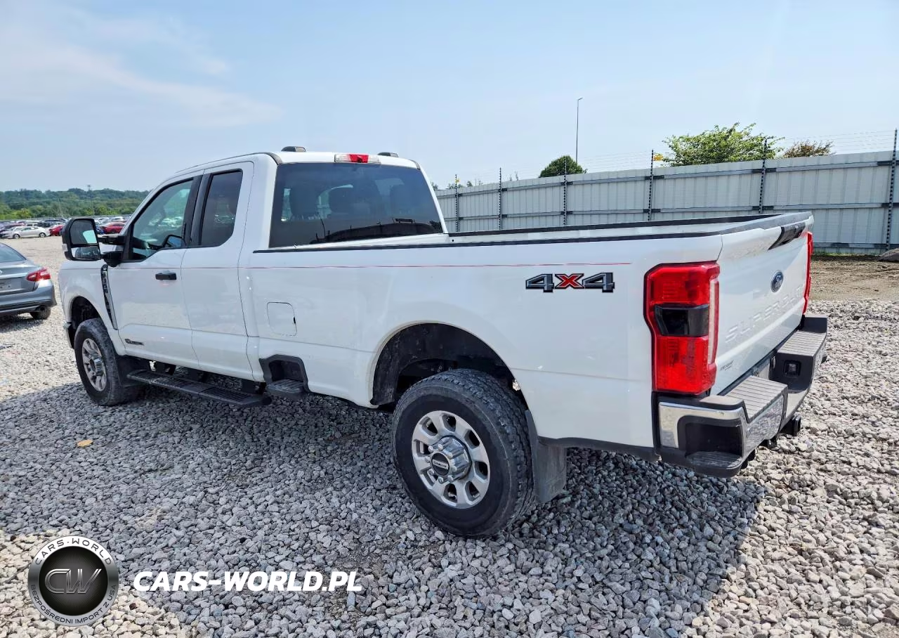 2023 Ford F350 Super Duty VIN:1FT8X3BT7PEE04093 - 2