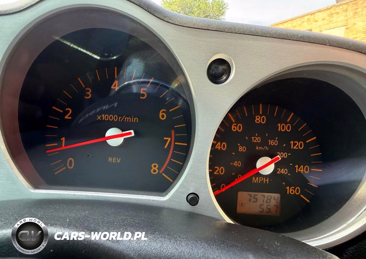 2003 Nissan 350Z Coupe VIN:JN1AZ34D73T103687 - 8
