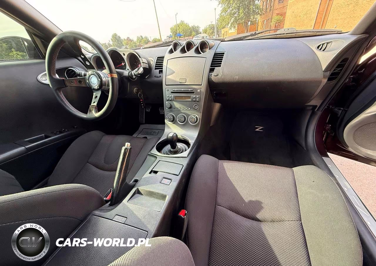2003 Nissan 350Z Coupe VIN:JN1AZ34D73T103687 - 9