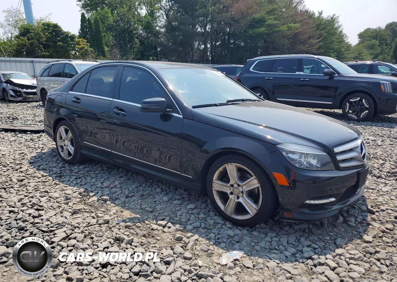 2011 Mercedes-Benz C 300 4Matic VIN:WDDGF8BB9BR151840 - 4