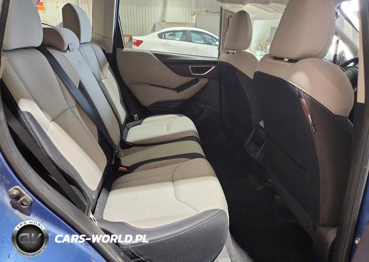 2019 Subaru Forester VIN:JF2SKACC8KH488604 - 11