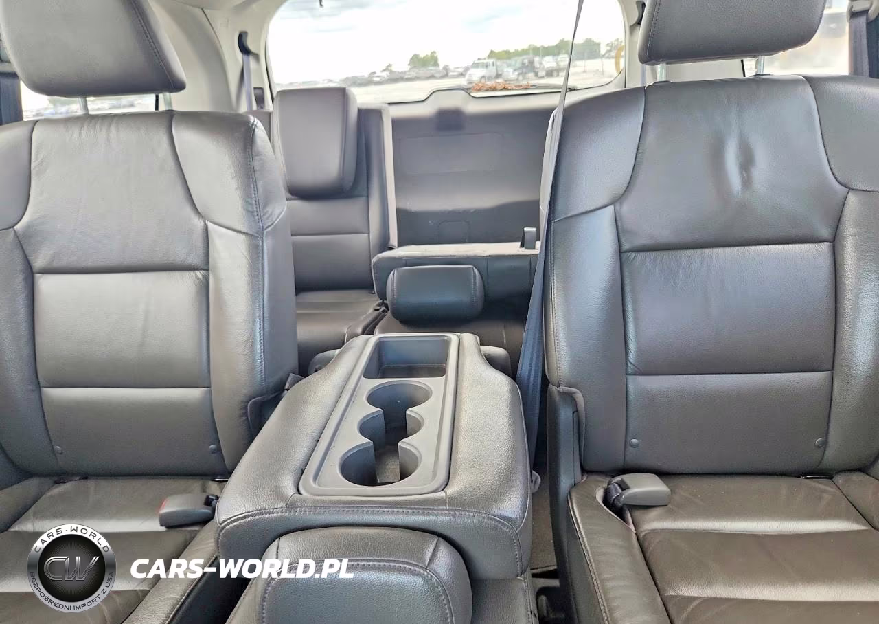 2012 Honda Odyssey Touring VIN:5FNRL5H90CB098077 - 10