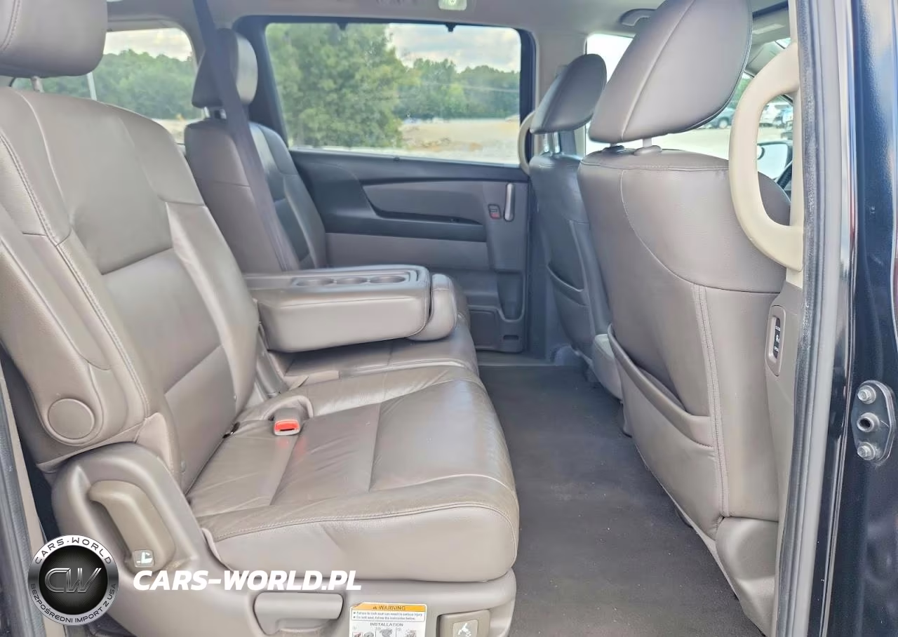 2012 Honda Odyssey Touring VIN:5FNRL5H90CB098077 - 11