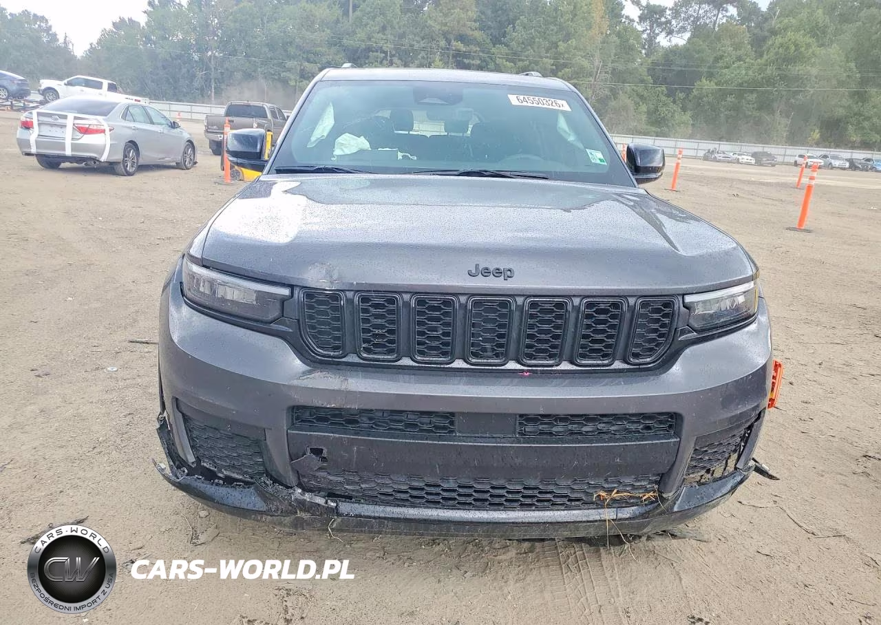 2025 Jeep Grand Cherokee L Laredo VIN:1C4RJJAG9S8666400 - 5