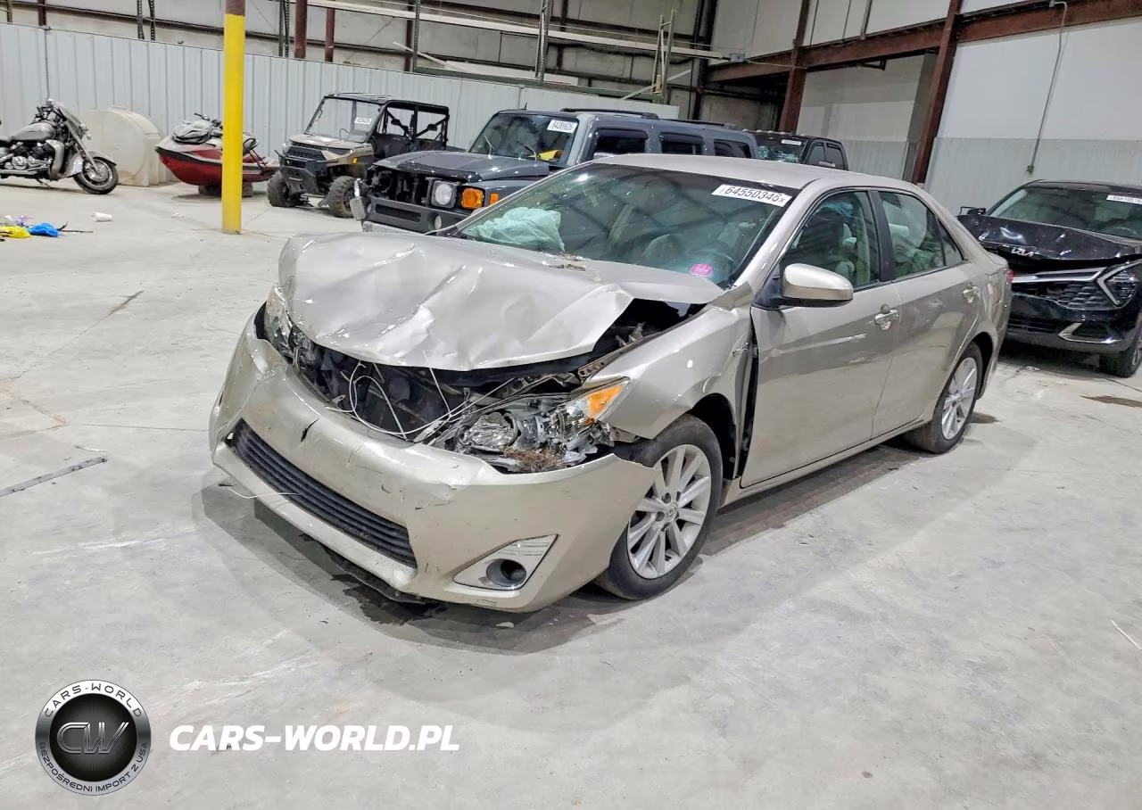 2013 Toyota Camry Hybrid Xle