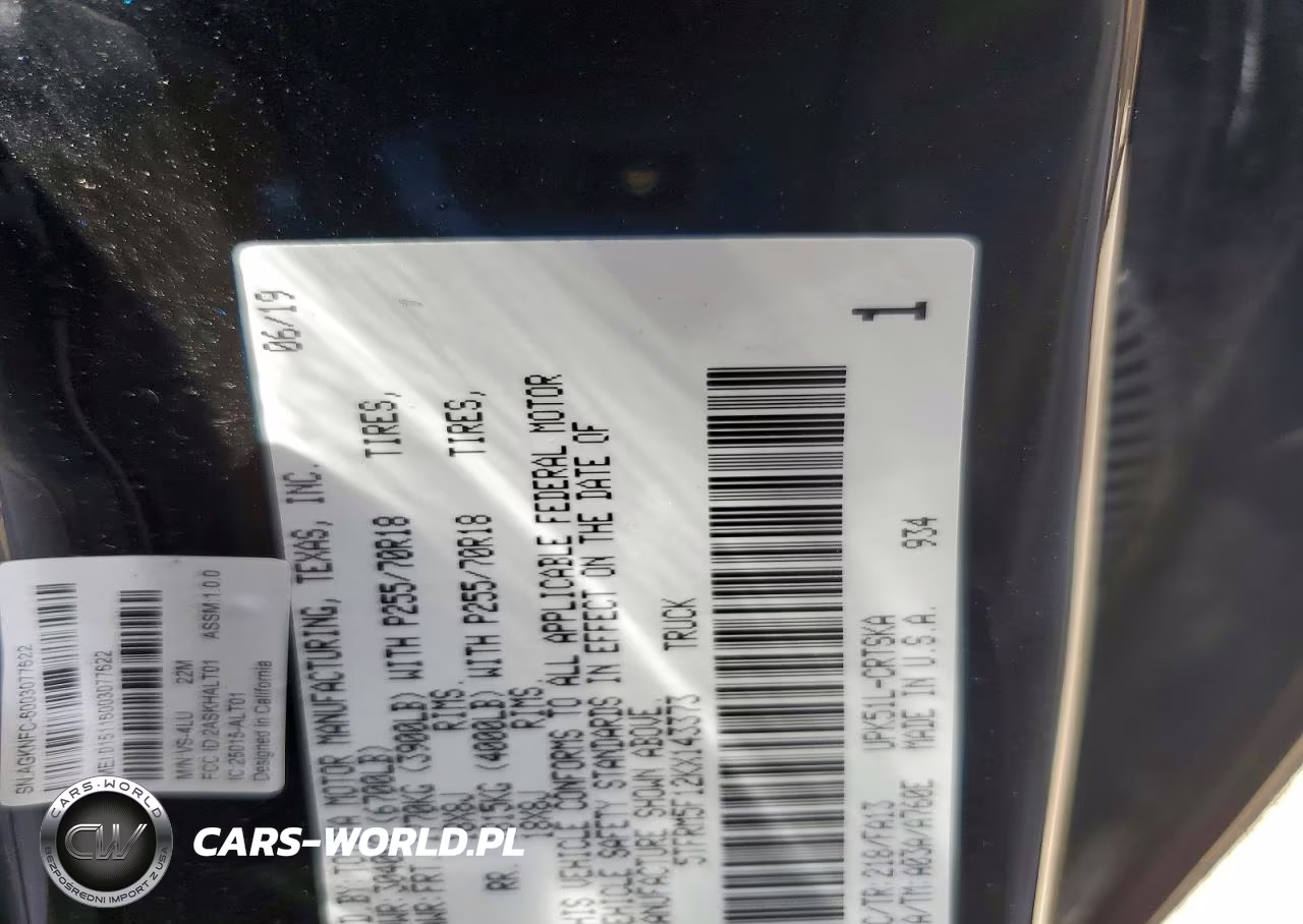 2019 Toyota Tundra Sr VIN:5TFRM5F12KX143373 - 12